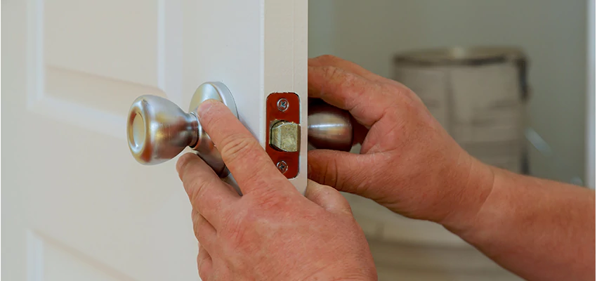 AAA Locksmiths For lock Replacement in Woodside, California