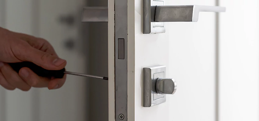 Key Programming Locksmith Open Now in Woodside, California